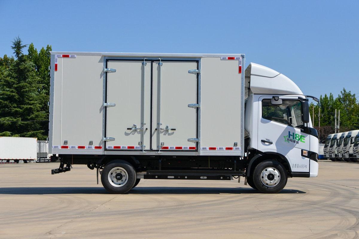 Farizon H8E 2026 Zhiyun · 81 kWh Box Truck — supplied side view photograph