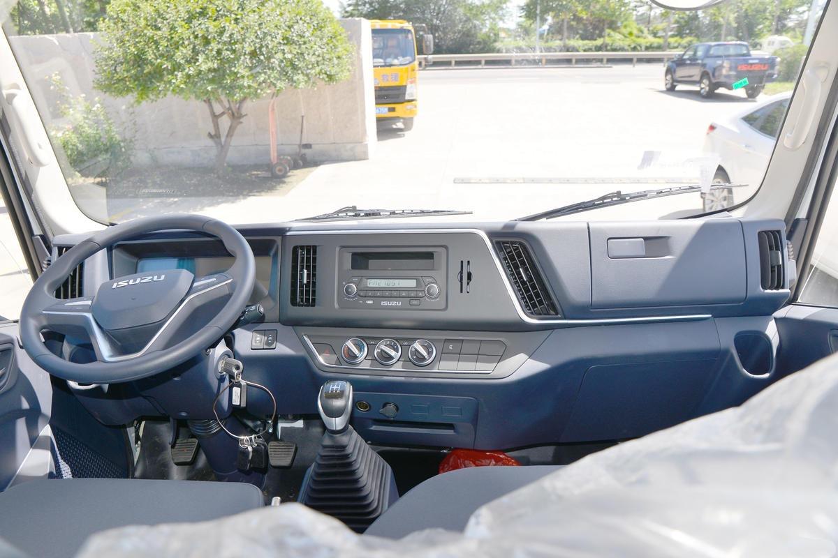 Isuzu EC5 · 2.5L Diesel Double-cab Dropside — supplied cab interior photograph